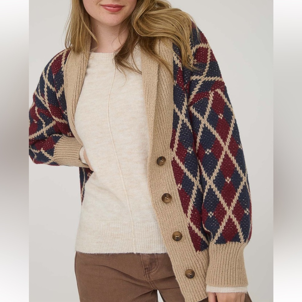 Blu Pepper Beige and Navy Argyle Cardigan - Picture 4 of 5